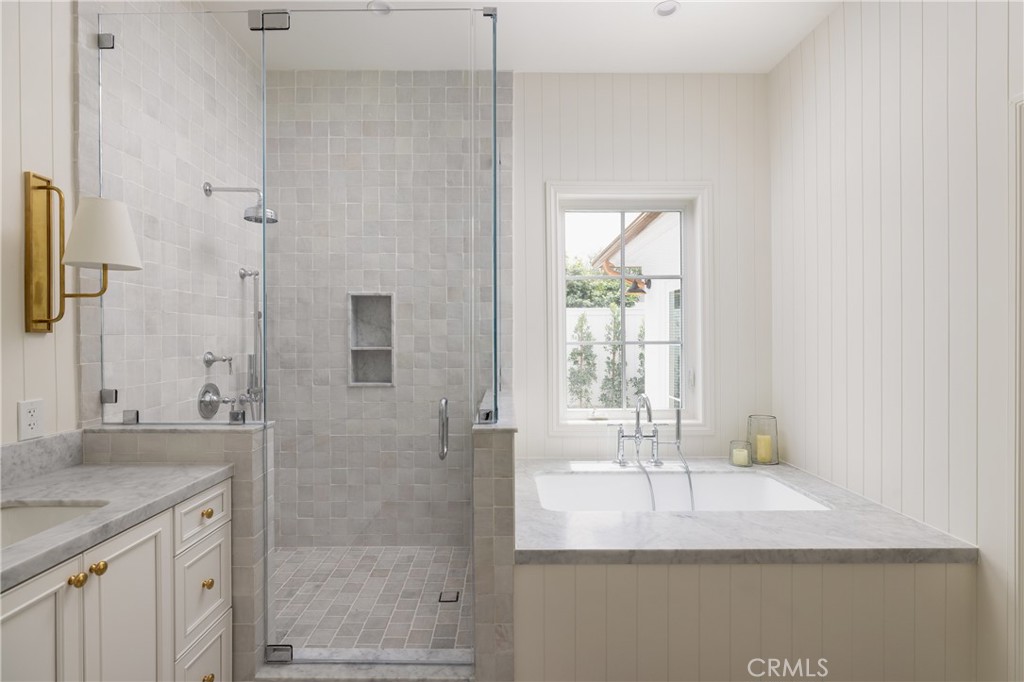 1112 Pembroke Lane, Newport Beach CA 92660 - Photo 20