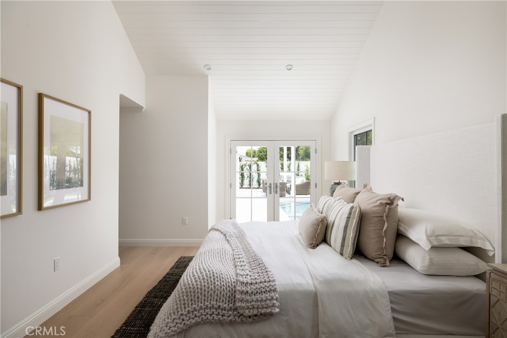 1112 Pembroke Lane, Newport Beach CA 92660 - Photo 17