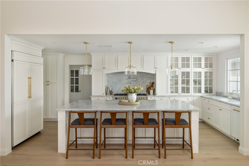 1112 Pembroke Lane