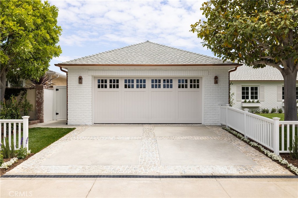 1112 Pembroke Lane, Newport Beach CA 92660 - Photo 41