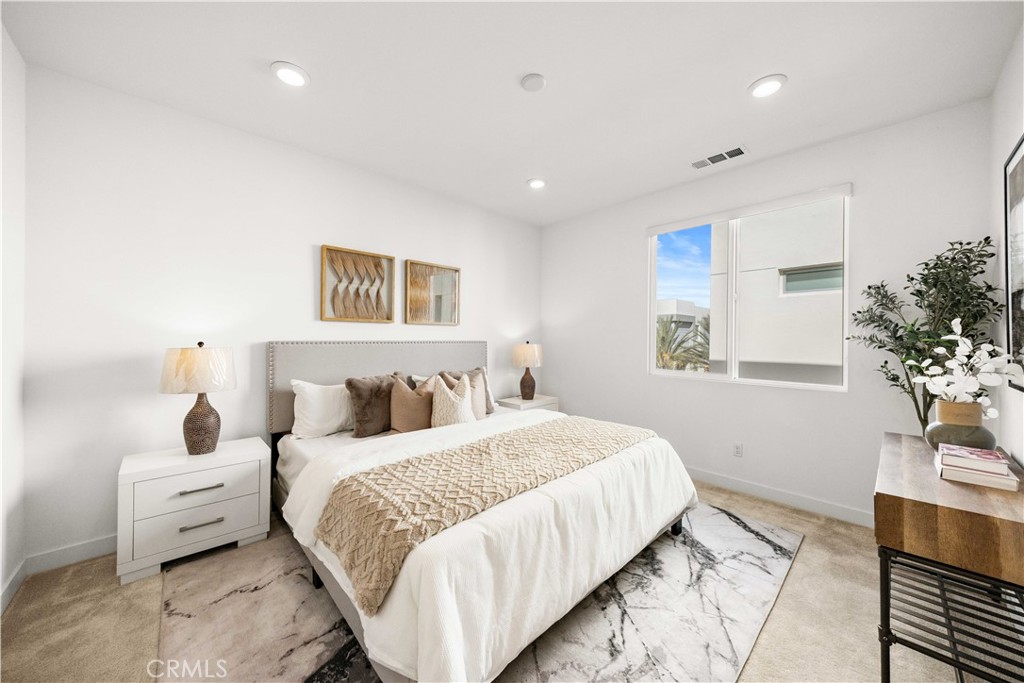 1866 S Westside Drive 26