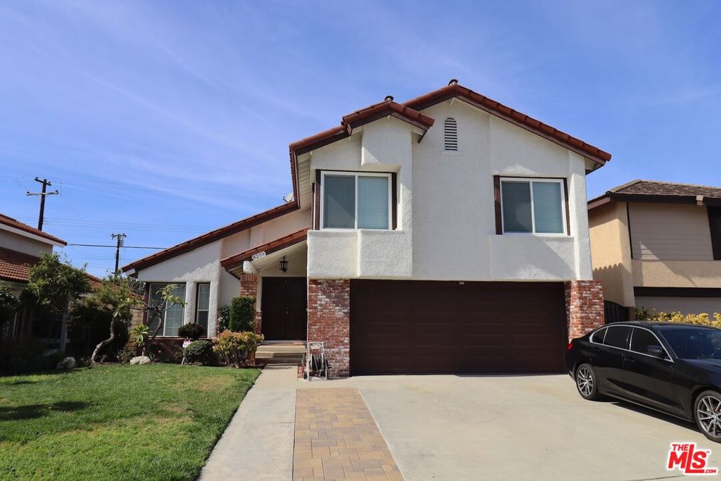 8259 Mercury Drive