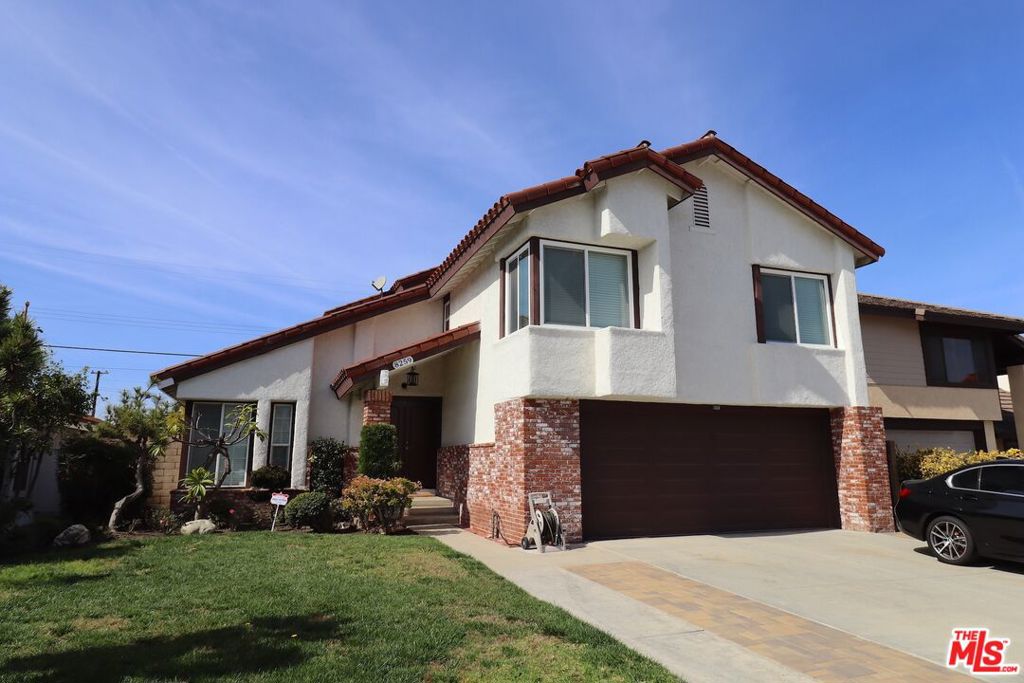 8259 Mercury Drive