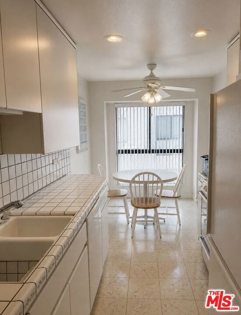 Tiny photo for 15173 Magnolia Boulevard #E, Los Angeles, CA 91403 (MLS # 26864643)