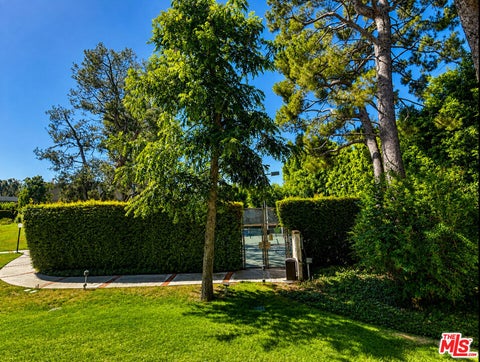 Tiny photo for 15173 Magnolia Boulevard #E, Los Angeles, CA 91403 (MLS # 26864643)