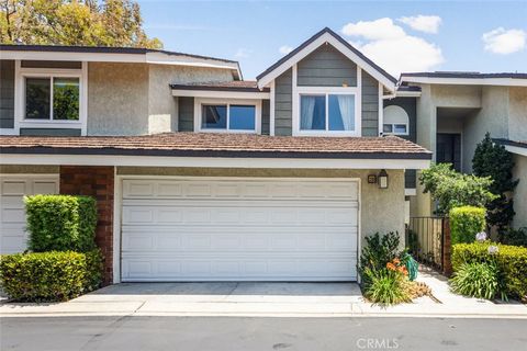 Photo of 20 Marigold #15, Irvine, CA 92614 (MLS # OC25141151)