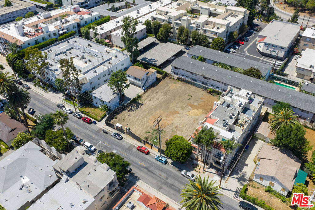 Properties 3 11031 Aqua Vista Street
