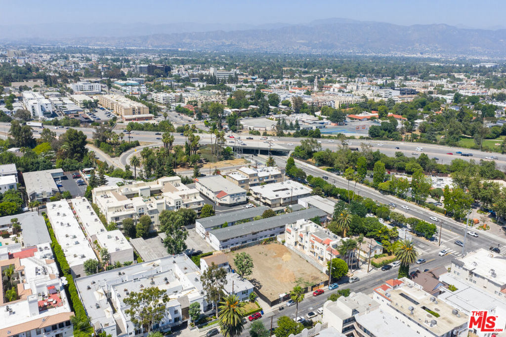 Properties 4 11031 Aqua Vista Street