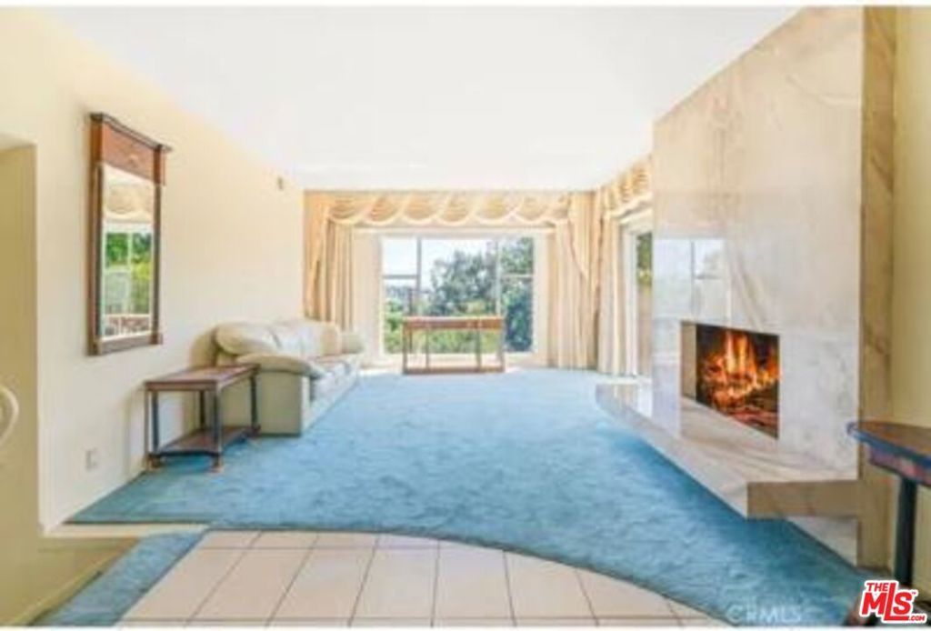 Photo of 4938 Medina Road, Woodland Hills, CA 91364 (MLS # 25533889)