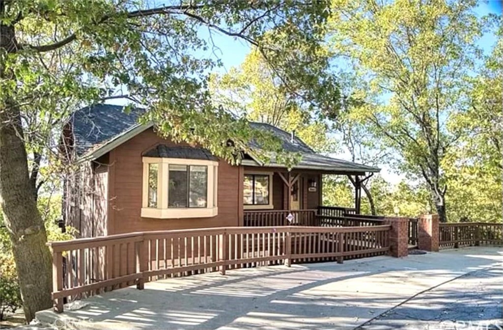 Beautifully kept and furnished home ready to rent! Level entry into open living space with all bedrooms downstairs. Spacious deck extends the living space to the outdoors, with gorgeous views and a relaxing atmosphere. Tenant to pay utilities and 1 pet, per landlord approval for $50/ month. 6 month lease available as well as option to purchase. Tenant to provide renters insurance.