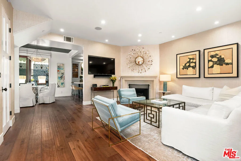 Santa Monica, California 90403, United States, 2 Bedrooms Bedrooms, ,3 BathroomsBathrooms,Residential,Active,157019