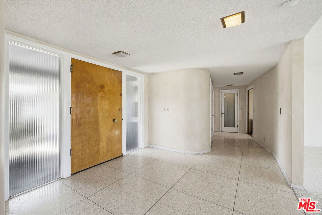 Photo of 4107 Punta Alta Drive, Los Angeles, CA 90008 (MLS # 26753825)