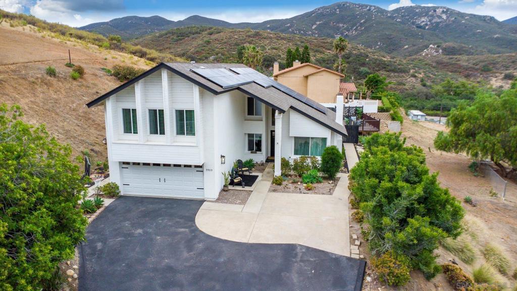 3303 Del Charro Rd