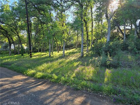 Photo of 6176 Armijo Avenue, Clearlake, CA 95422 (MLS # LC26072262)