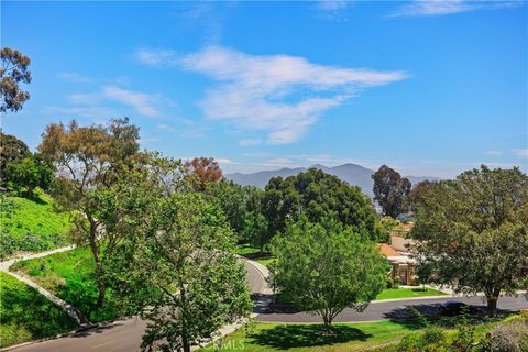 Photo of 4025 Calle Sonora Este #2C, Laguna Woods, CA 92637 (MLS # OC26001105)
