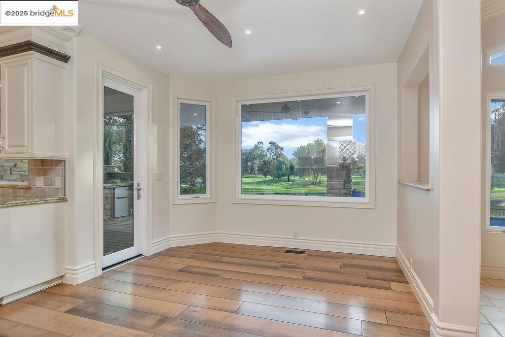 DISCOVERY BAY COUNTRY CLUB - Residential