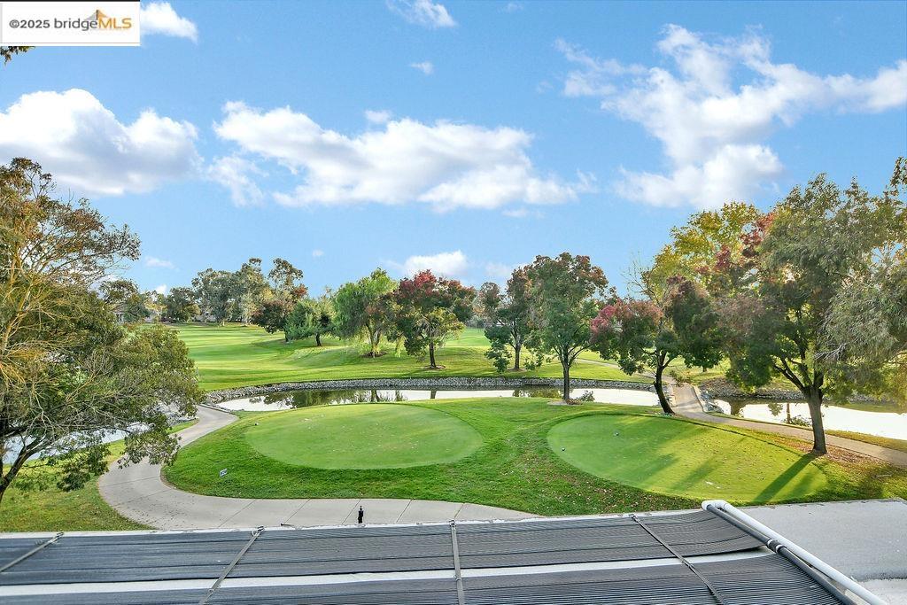 DISCOVERY BAY COUNTRY CLUB - Residential