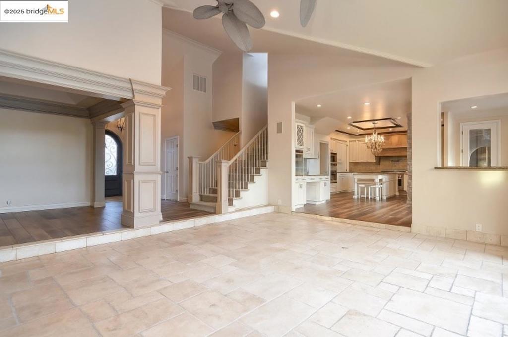 DISCOVERY BAY COUNTRY CLUB - Residential