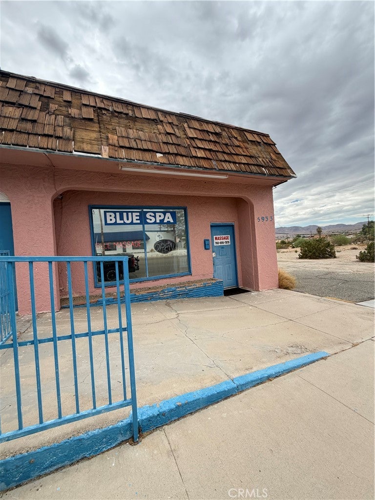 5929 Adobe