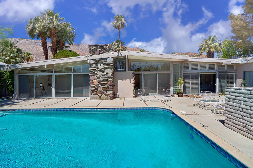 Vista Las Palmas - Residential