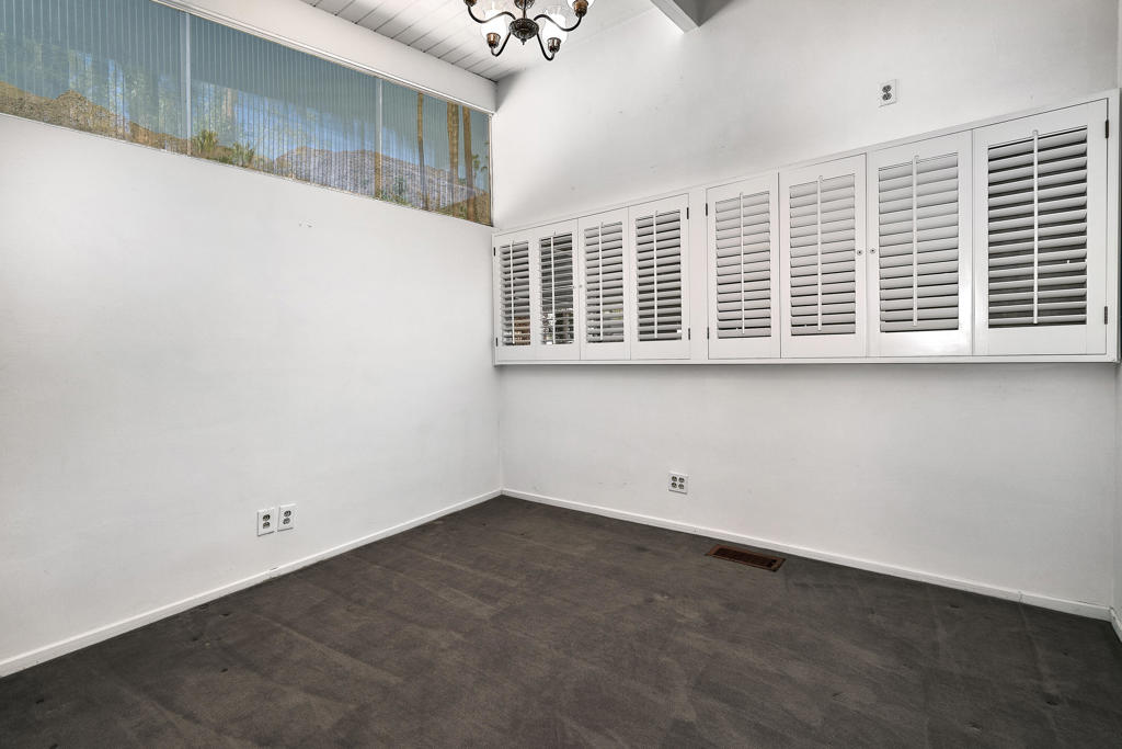 Vista Las Palmas - Residential