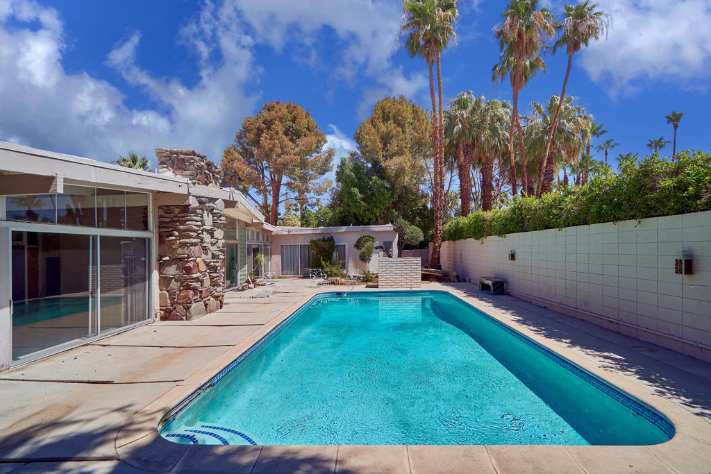 Vista Las Palmas - Residential