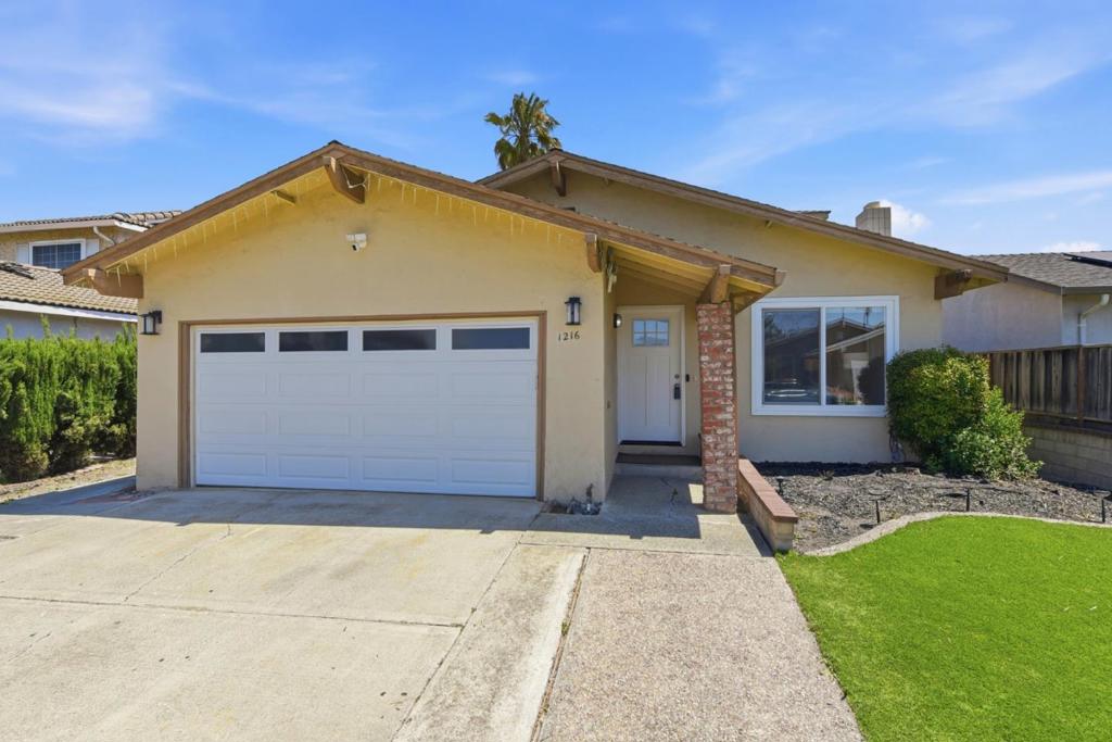 1216 Moonlight Way