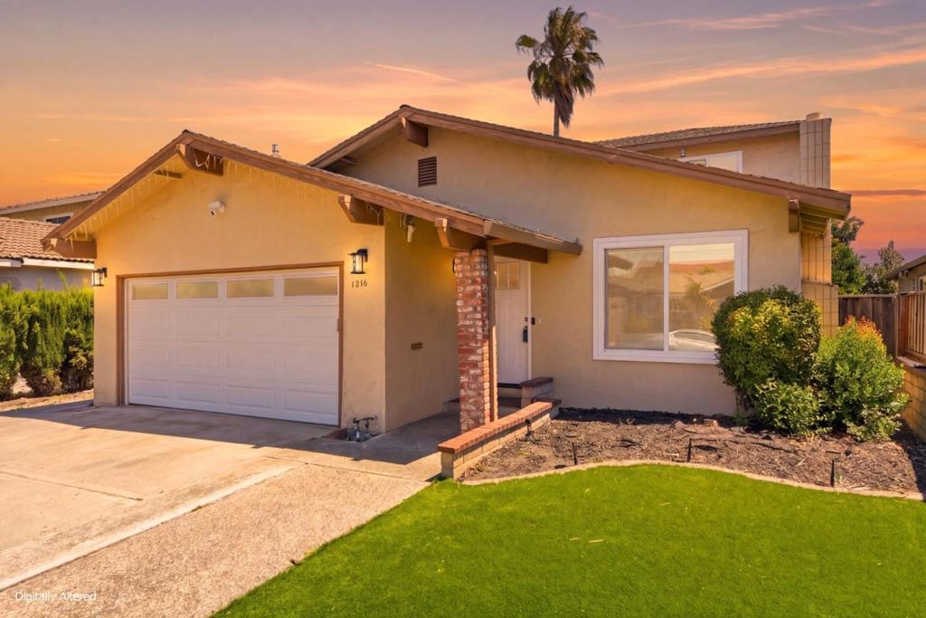 1216 Moonlight Way