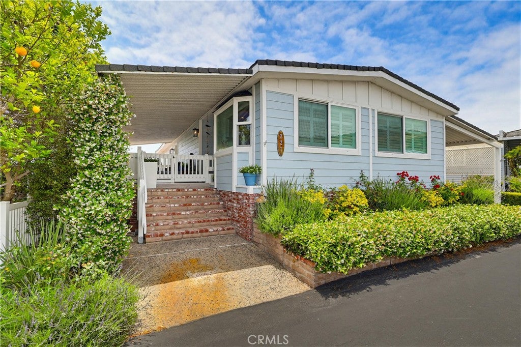 2275 W 25th Street 227