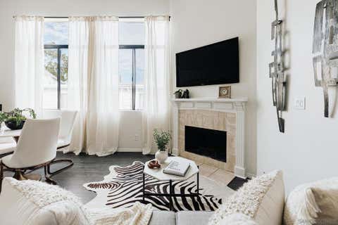 Photo of 4652 Don Lorenzo Dr Dr #A, Los Angeles, CA 90008 (MLS # 260020564SD)