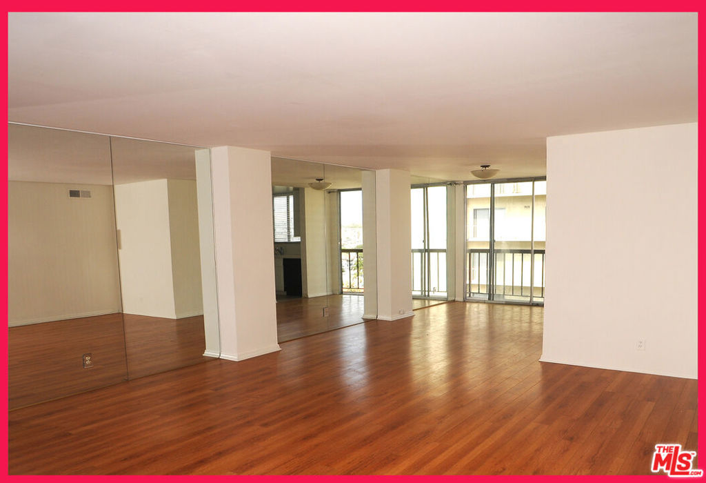 10747 Wilshire Boulevard 1105