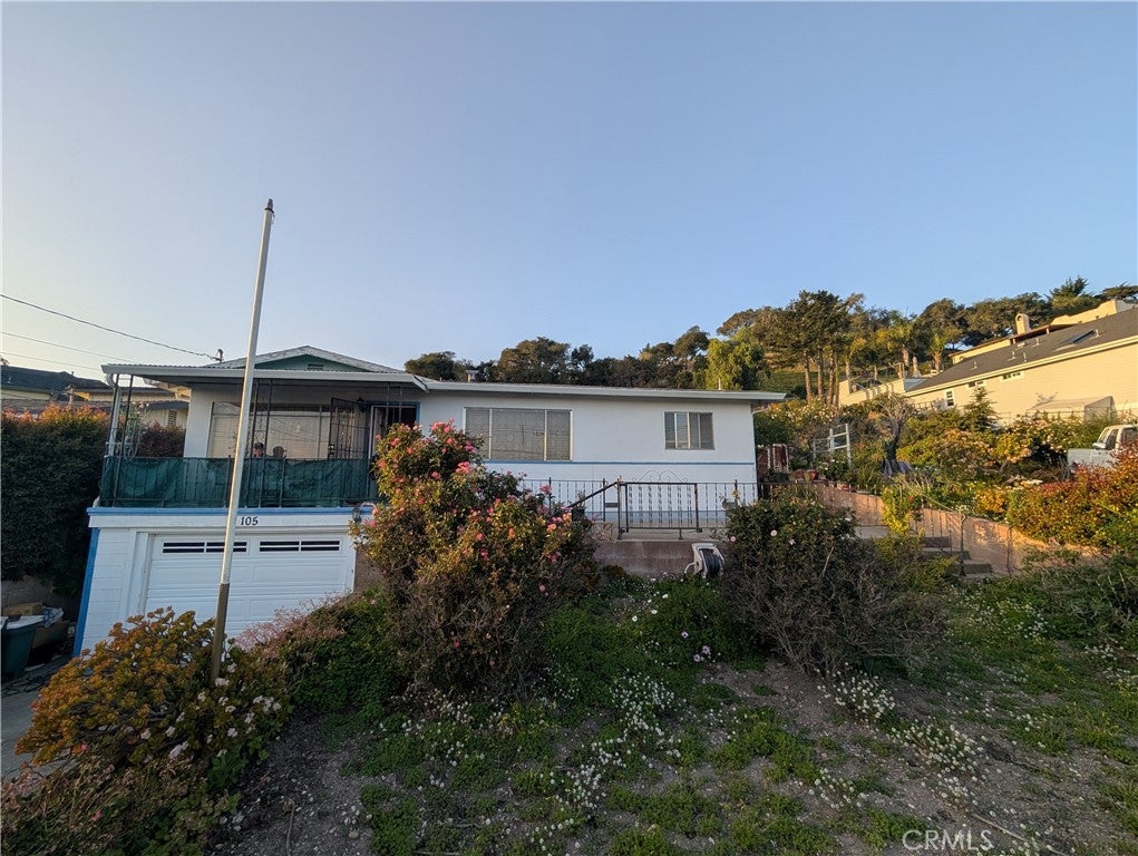 105 Le Point Street