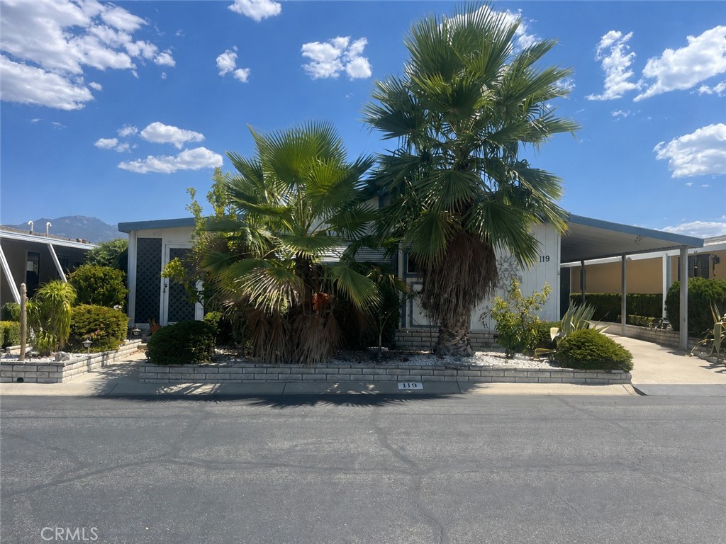 Photo 1 of 17 — 24600 Mountain Avenue 119, Hemet, CA 92544