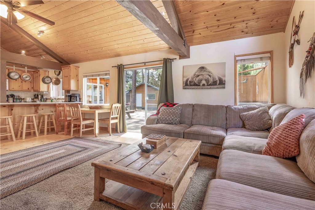 43132 Moonridge Road