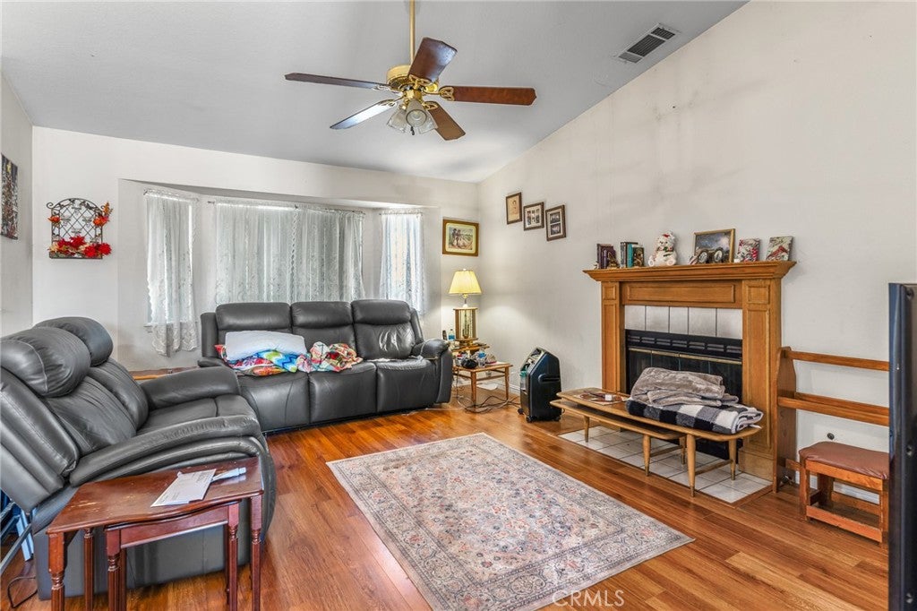 13177 Central