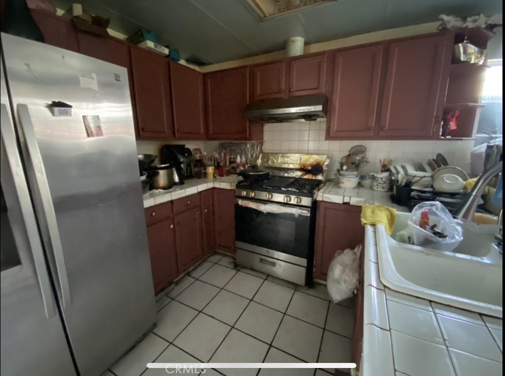 524 E Mission Road