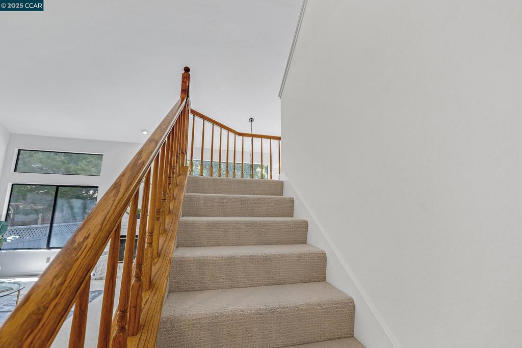 BLACKHAWK C. C. - Residential