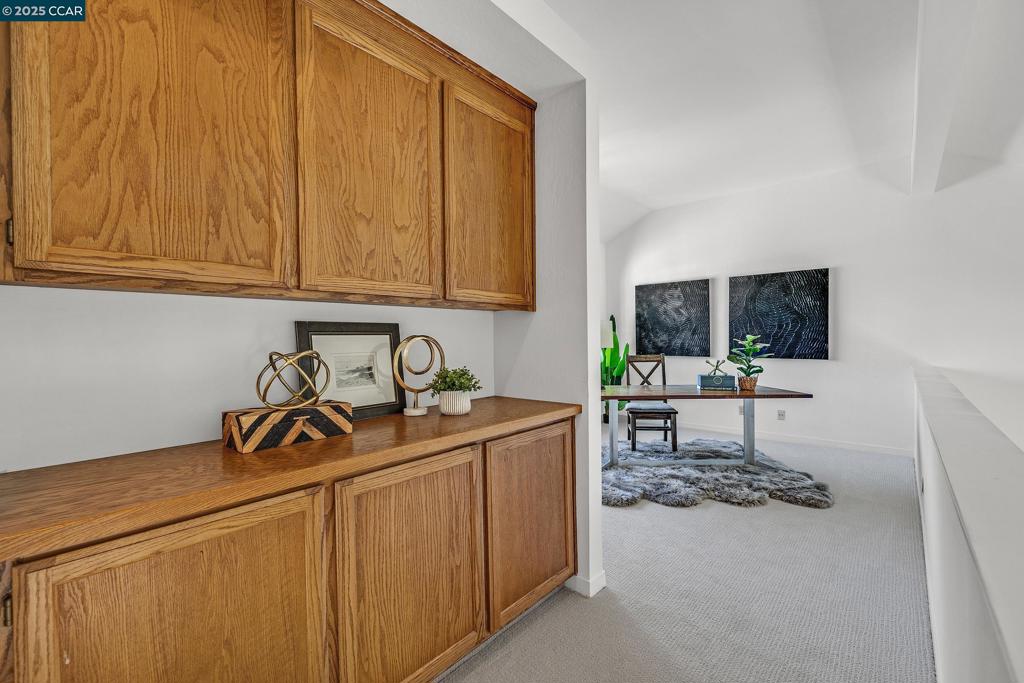 BLACKHAWK C. C. - Residential