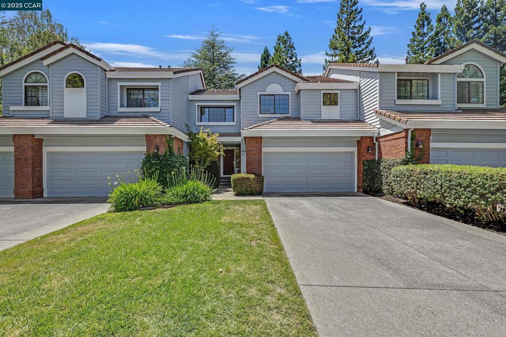 BLACKHAWK C. C. - Residential