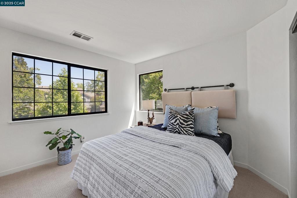 BLACKHAWK C. C. - Residential