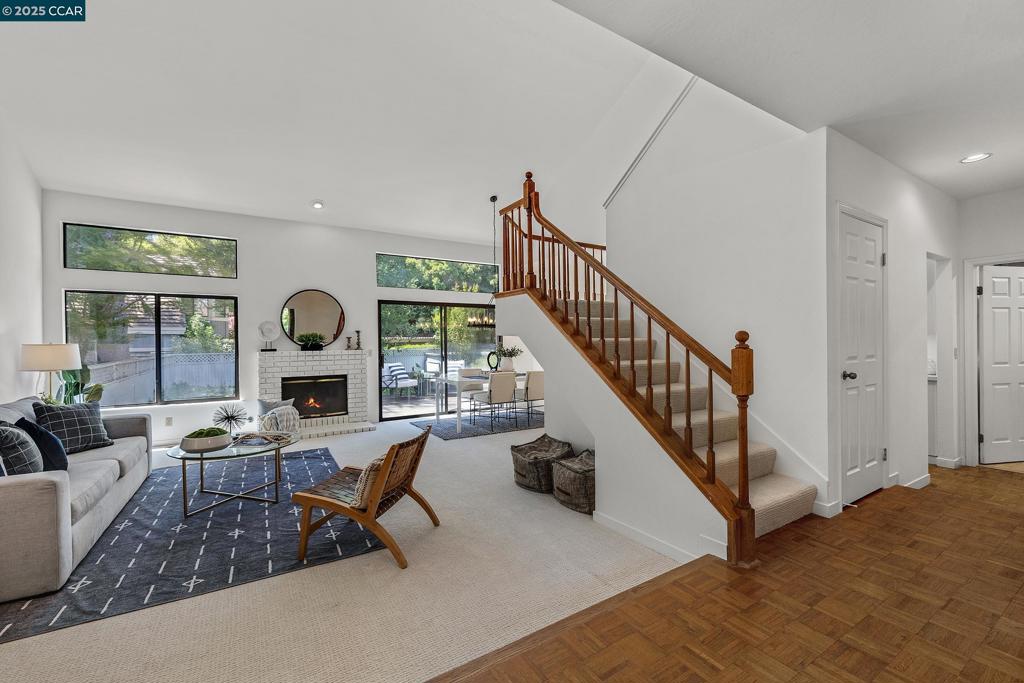 BLACKHAWK C. C. - Residential