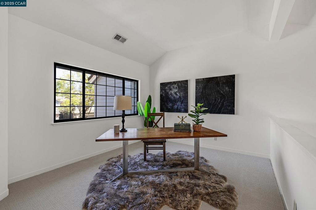 BLACKHAWK C. C. - Residential