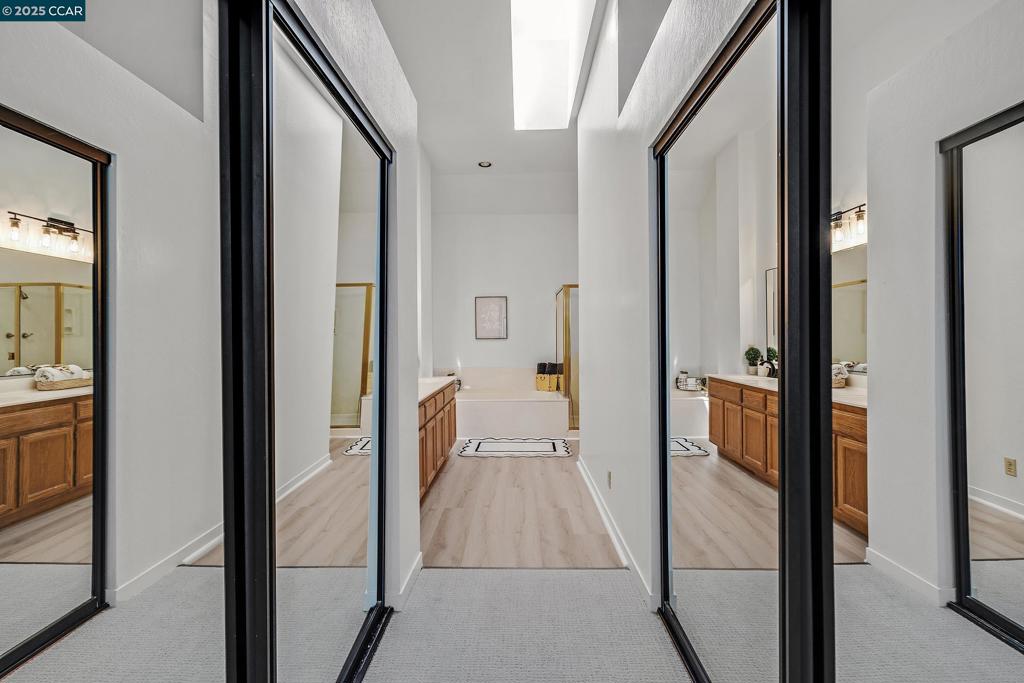 BLACKHAWK C. C. - Residential