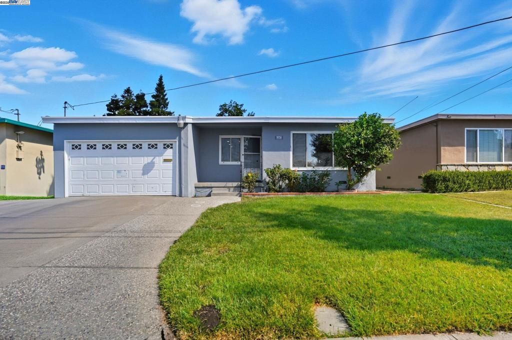 Photo of 19736 Times Ave Ave, Hayward, CA 94541 (MLS # 41114600)