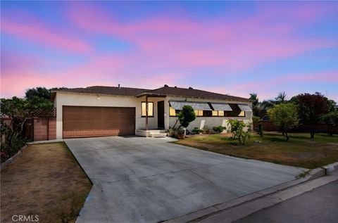 Photo of 13372 Jessica Drive, Garden Grove, CA 92843 (MLS # OC25180002)