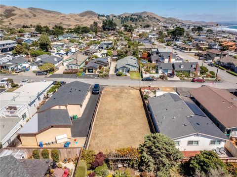 Tiny photo for 61 10th ST, Cayucos, CA 93430 (MLS # SC26140006)