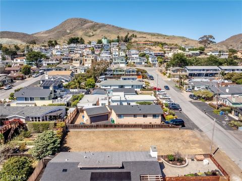 Tiny photo for 61 10th ST, Cayucos, CA 93430 (MLS # SC26140006)