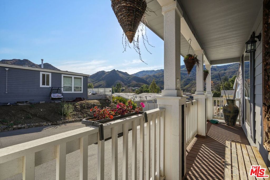 30473 Mulholland Highway 206