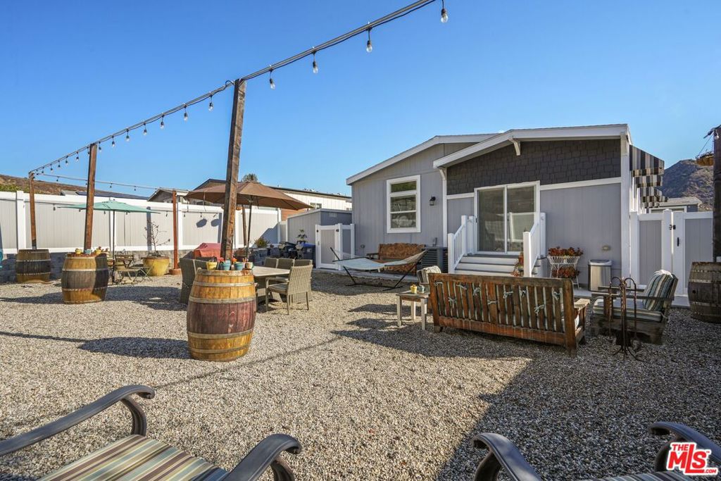 30473 Mulholland Highway 206