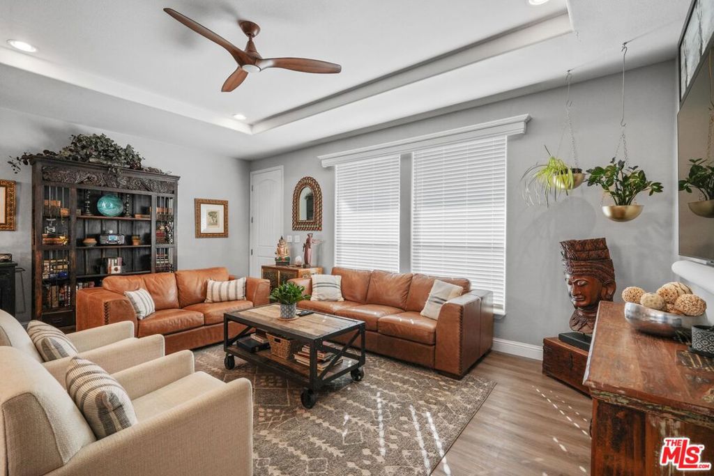 30473 Mulholland Highway 206